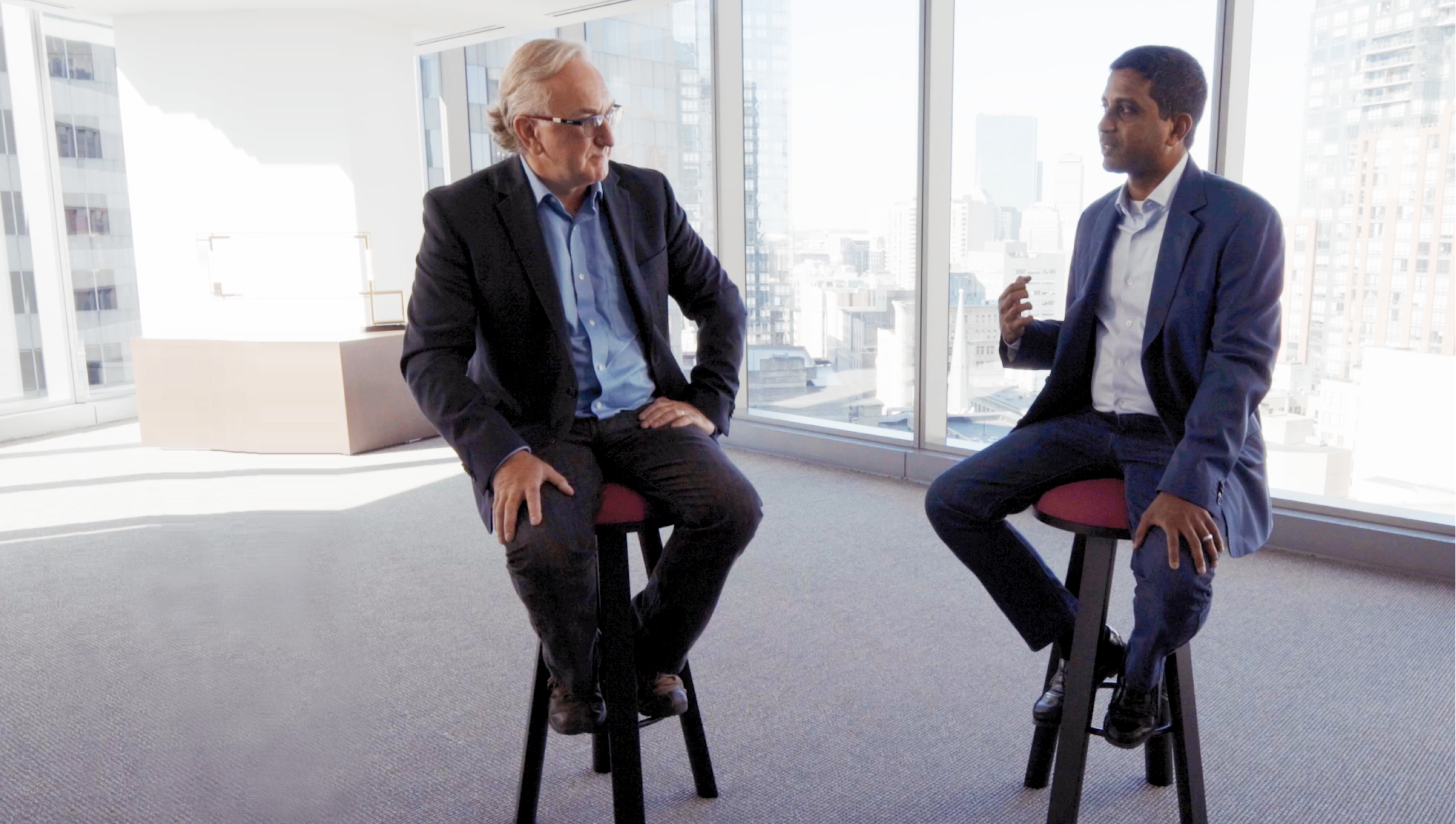 Nigel Fenwick and Nigel Vaz having a conversation